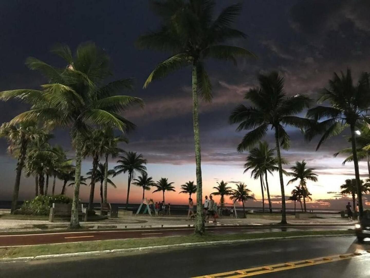 Apartamento Kit Net Pe Na Areia Praia Grande  Exterior foto